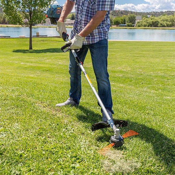 26.5cc 4-Cycle 18 Gas String Trimmer, Attachment Capable